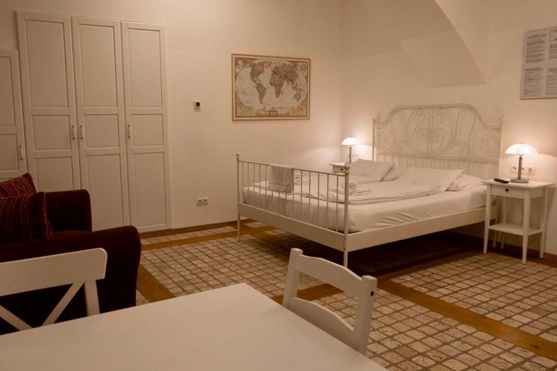 Modern Studios Near City Center Wenen Buitenkant foto